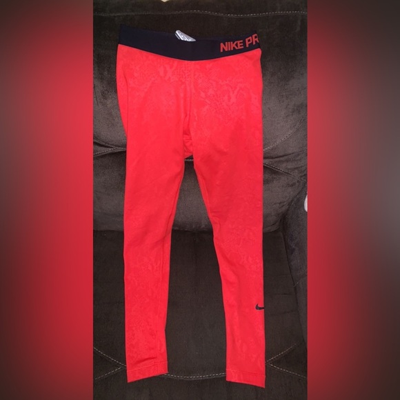 Nike Pro leggings